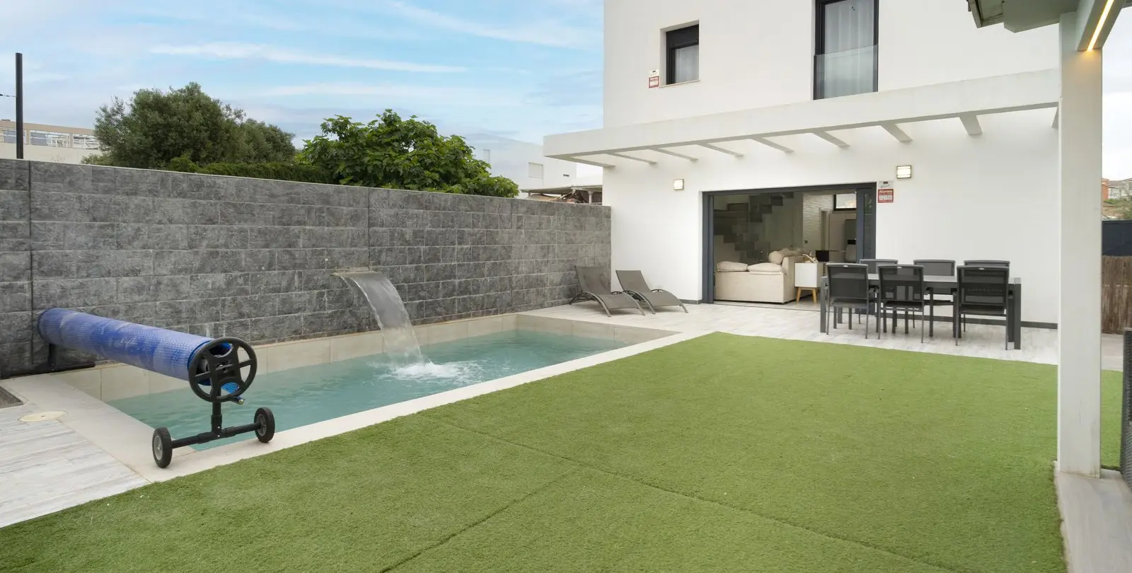 Продажа  отдельно стоящей виллы в Málaga 39