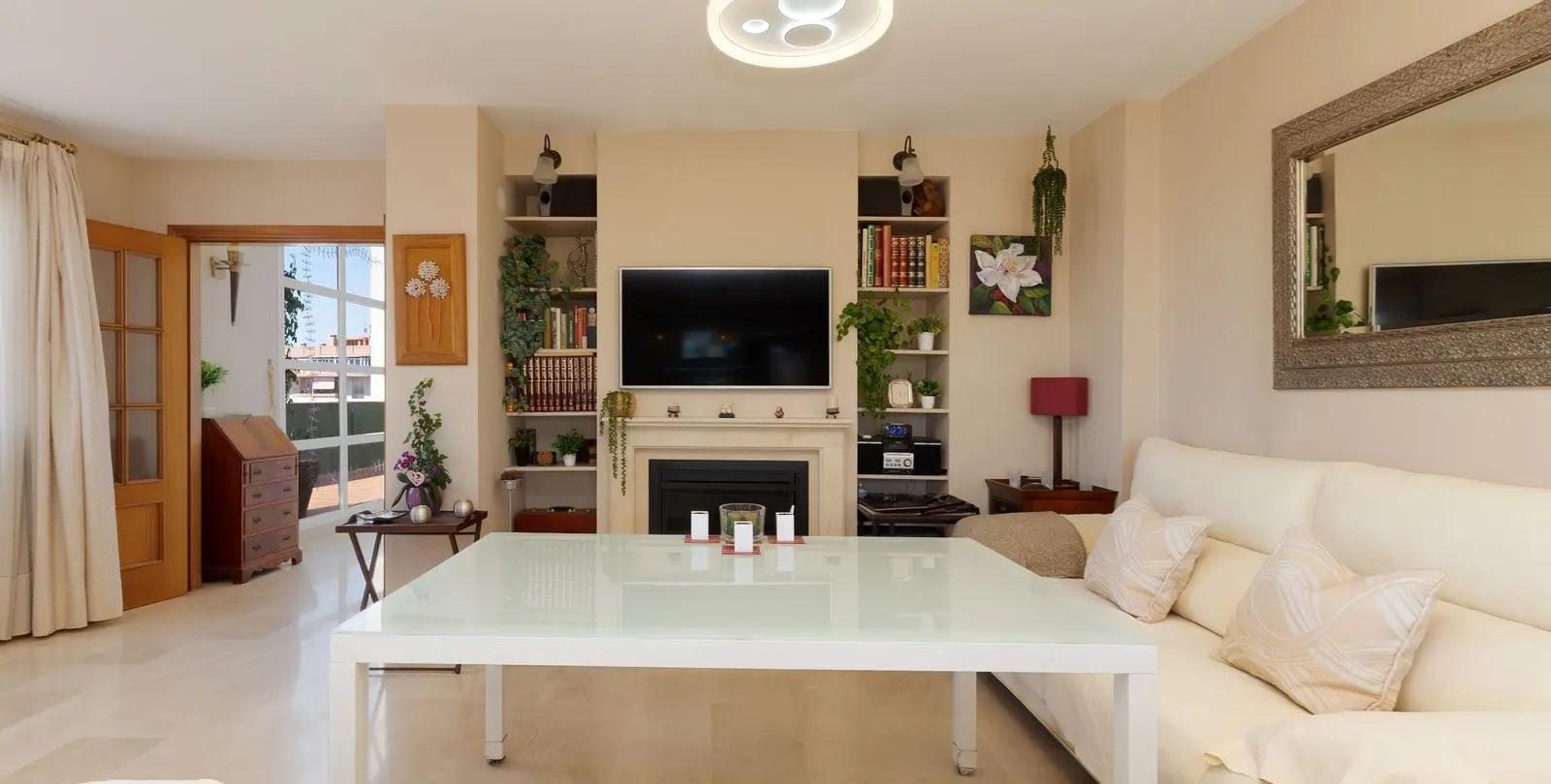 Sale of penthouse in Estepona 5