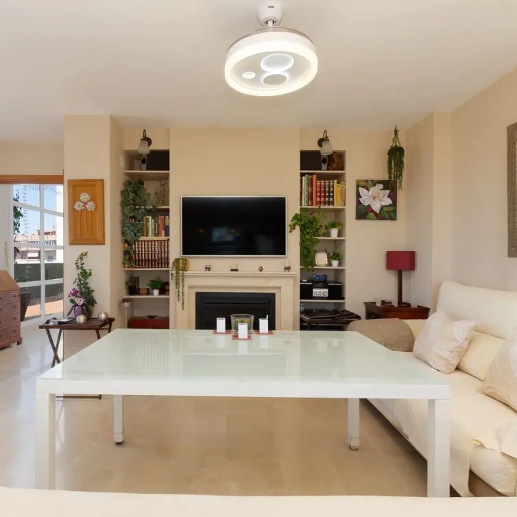 Sale of penthouse in Estepona