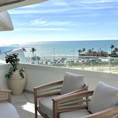 Venta de apartamento en planta media en Torremolinos
