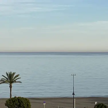Venta de apartamento en planta media en Torremolinos