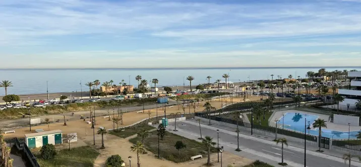 Venta de apartamento en planta media en Torremolinos 4
