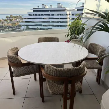 Venta de apartamento en planta media en Torremolinos