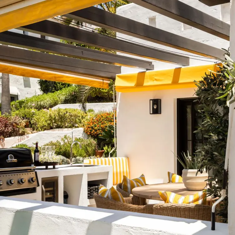 Sale of ground floor apartment in Nueva Andalucía