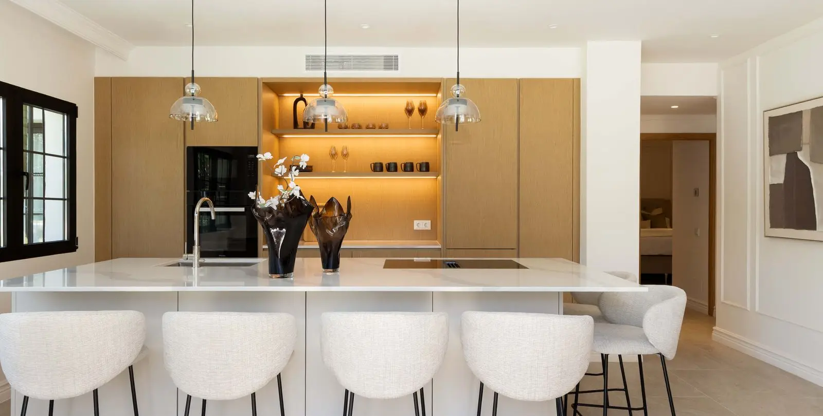 Sale of ground floor apartment in Nueva Andalucía 16