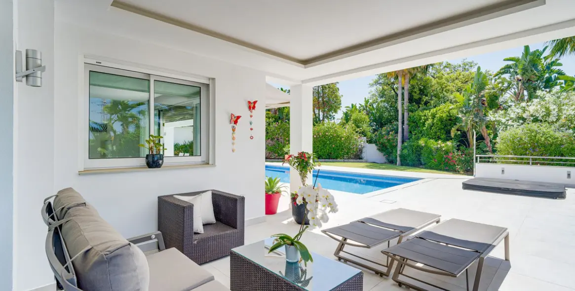 Venta de villa independiente en El Rosario 4