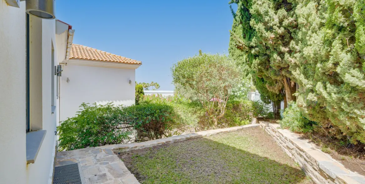 Venta de villa independiente en El Rosario 29