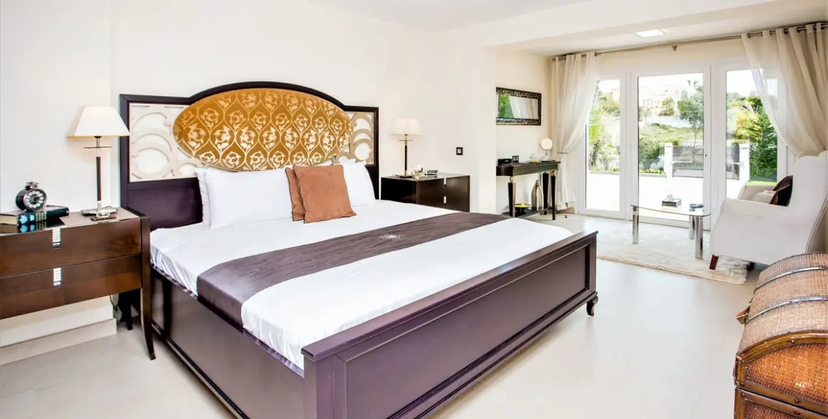 Venta de villa independiente en San Pedro de Alcántara 10