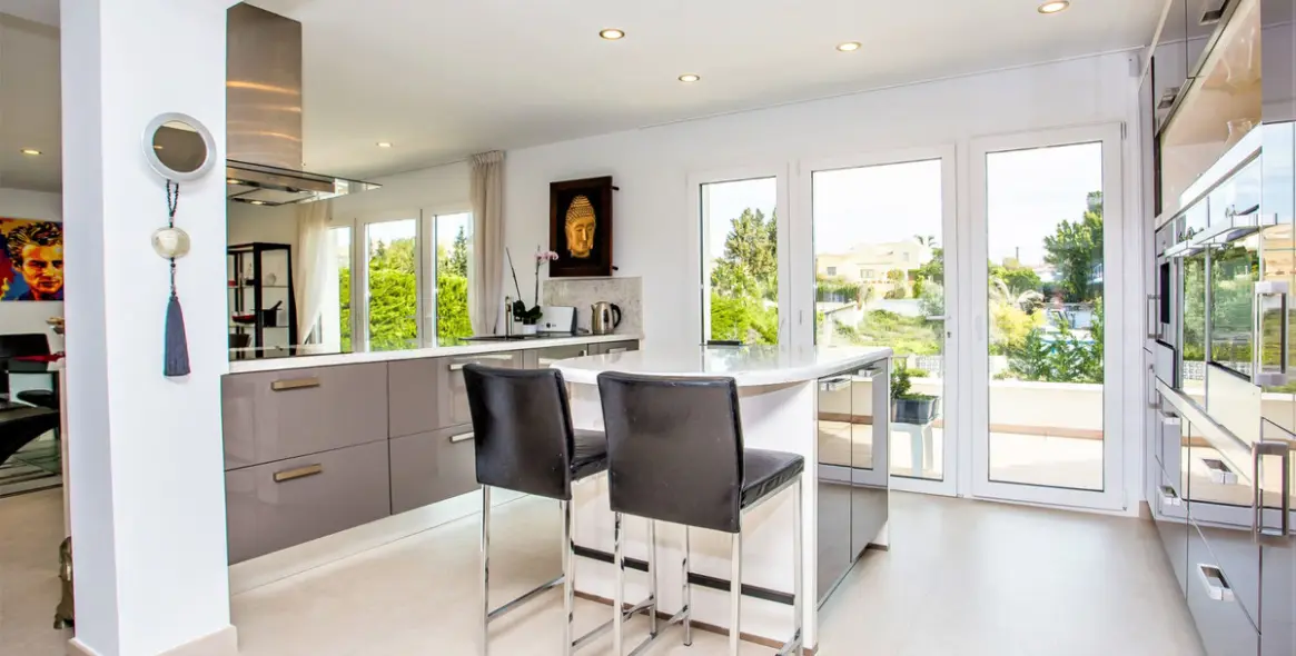 Venta de villa independiente en San Pedro de Alcántara 15