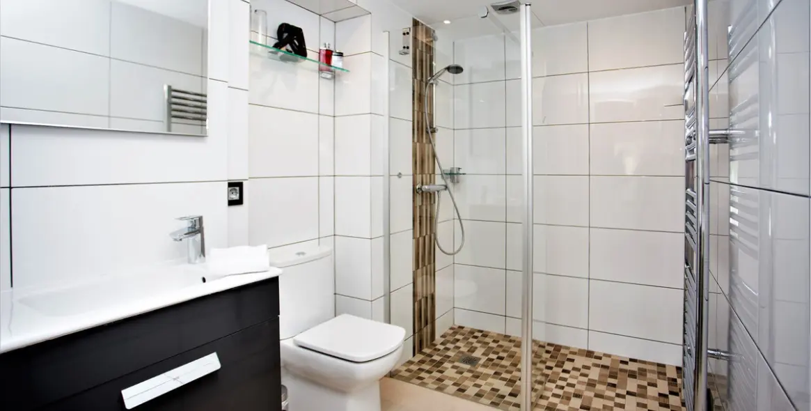 Venta de villa independiente en San Pedro de Alcántara 16