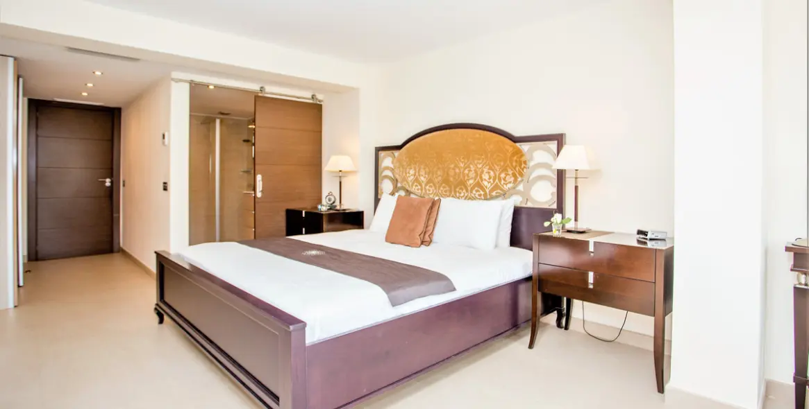 Venta de villa independiente en San Pedro de Alcántara 18