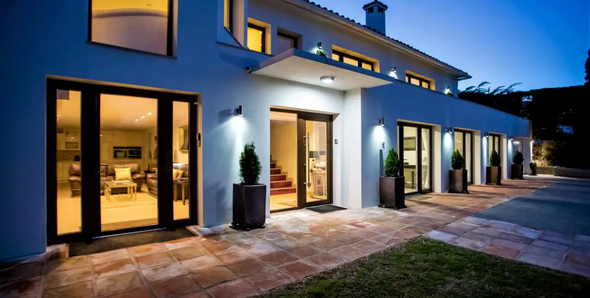 Venta de villa independiente en San Pedro de Alcántara 22