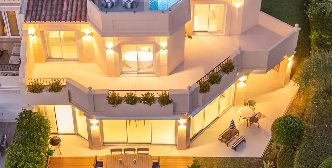 Продажа дома на две семьи в La Quinta 1
