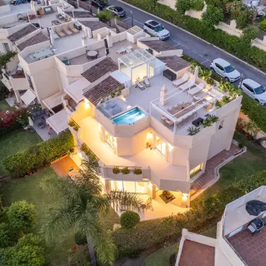 Venta de casa pareada en La Quinta