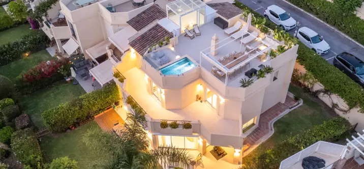 Venta de casa pareada en La Quinta 1