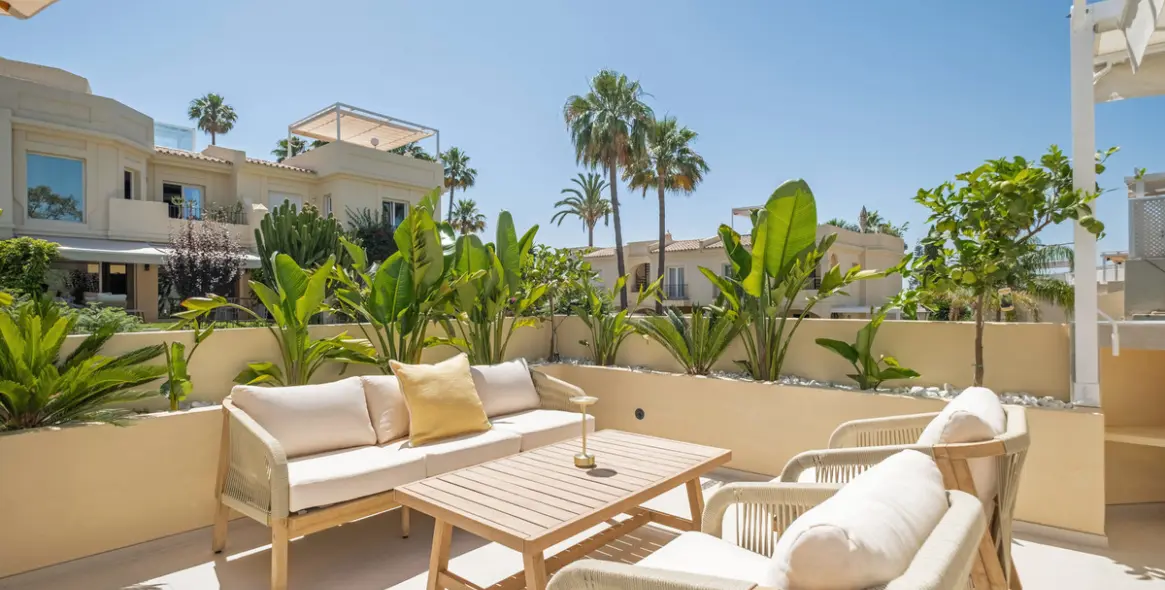 Продажа дома на две семьи в La Quinta 7