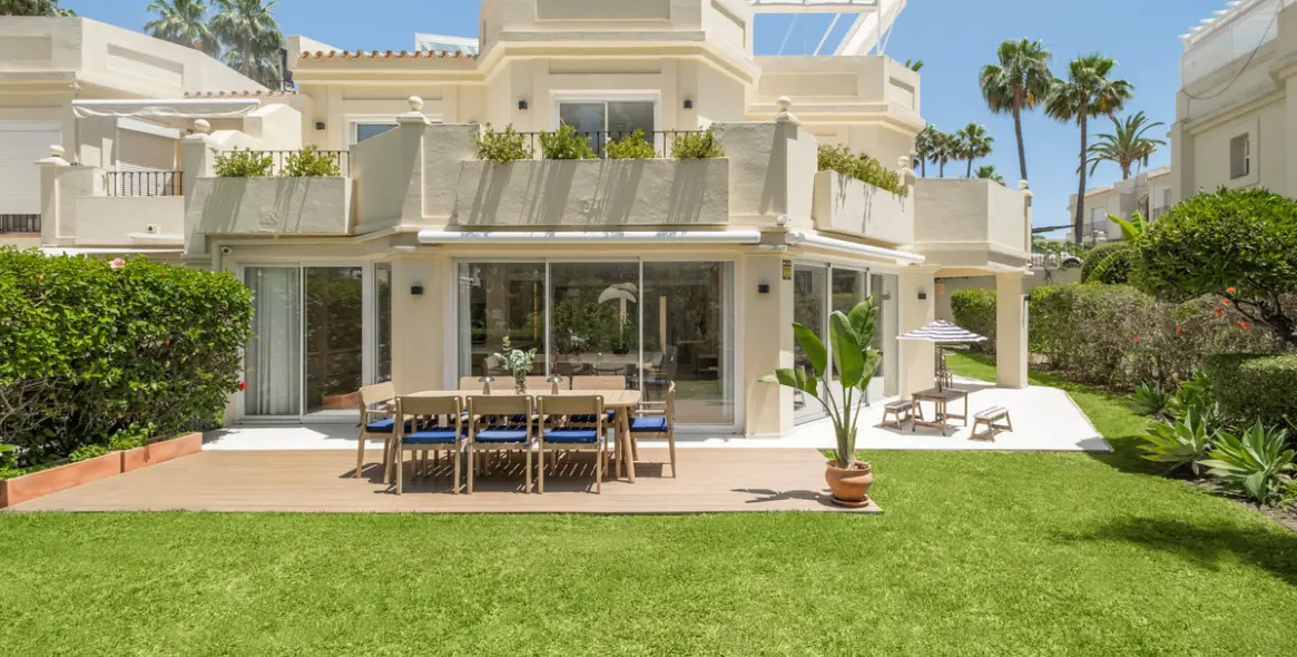 Продажа дома на две семьи в La Quinta 19