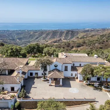 Venta de villa independiente en Ojén