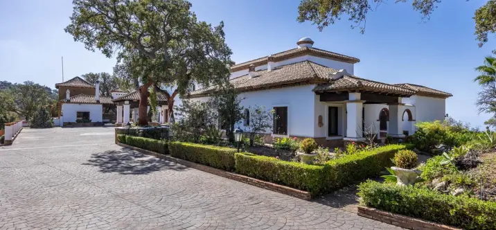 Venta de villa independiente en Ojén 2