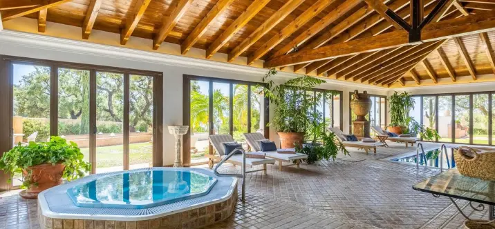 Venta de villa independiente en Ojén 3