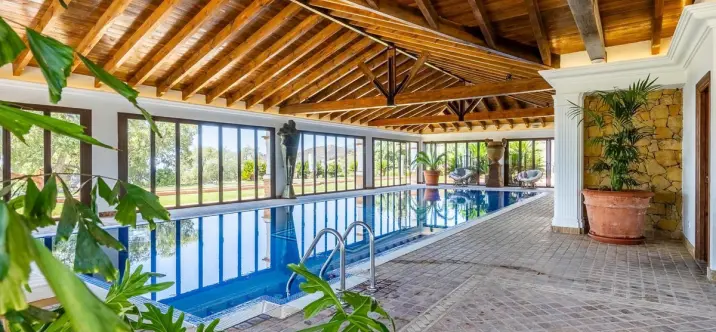 Venta de villa independiente en Ojén 4