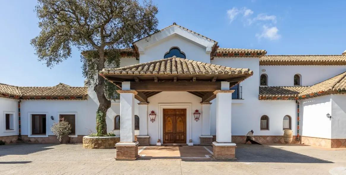 Venta de villa independiente en Ojén 8