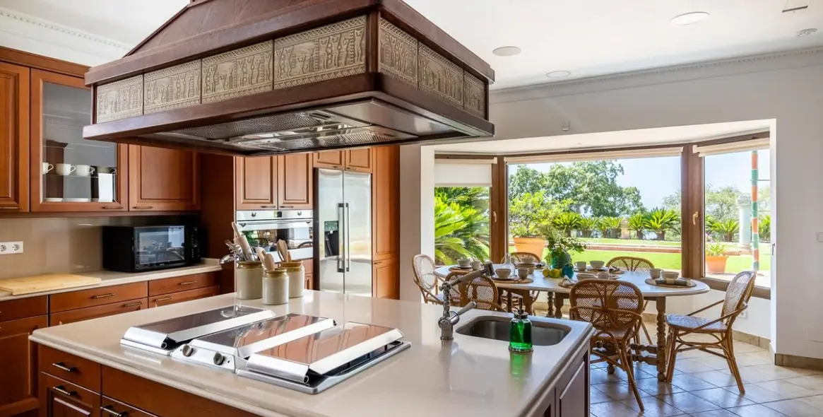 Venta de villa independiente en Ojén 9