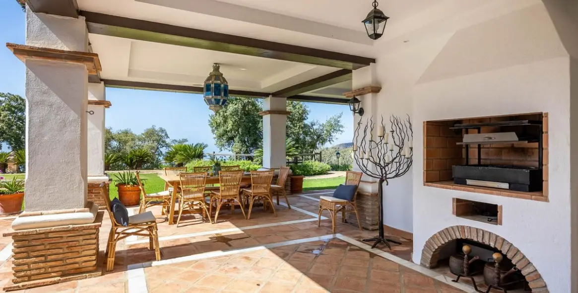 Venta de villa independiente en Ojén 13