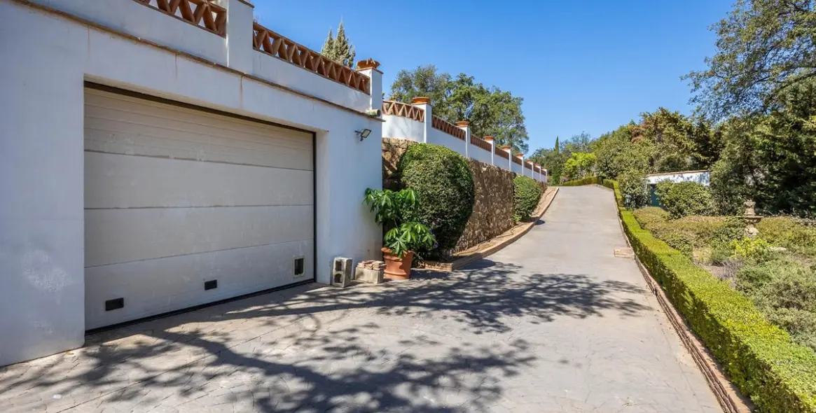 Venta de villa independiente en Ojén 45