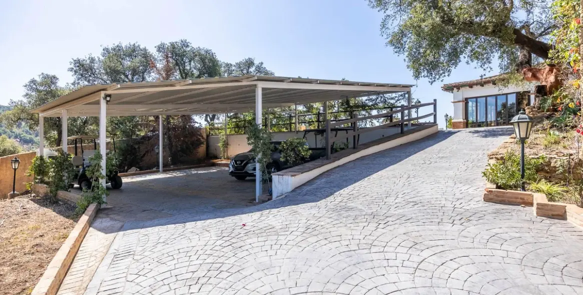 Venta de villa independiente en Ojén 54