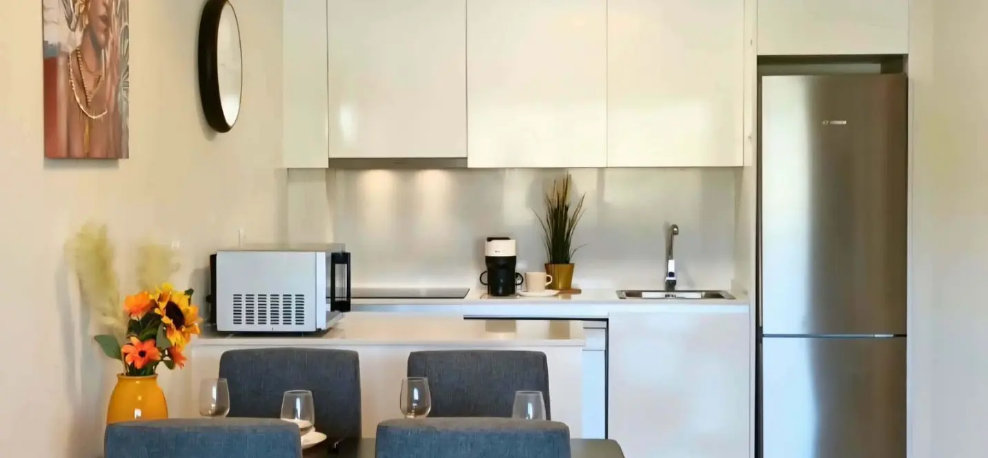 Sale of ground floor apartment in Estepona 0