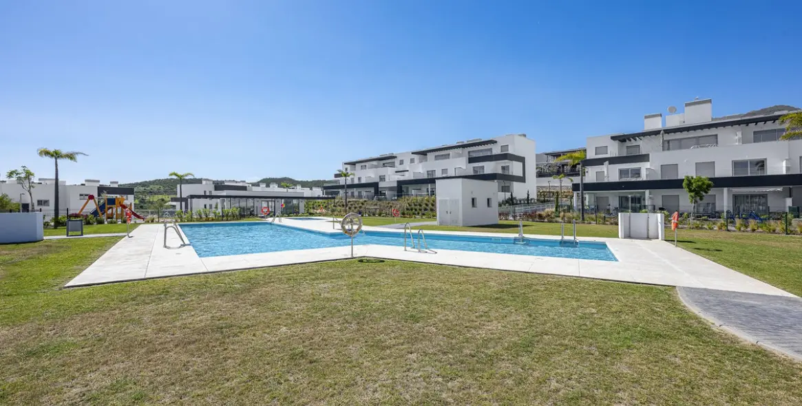 Продажа апартаментов на первом этаже в Estepona 19