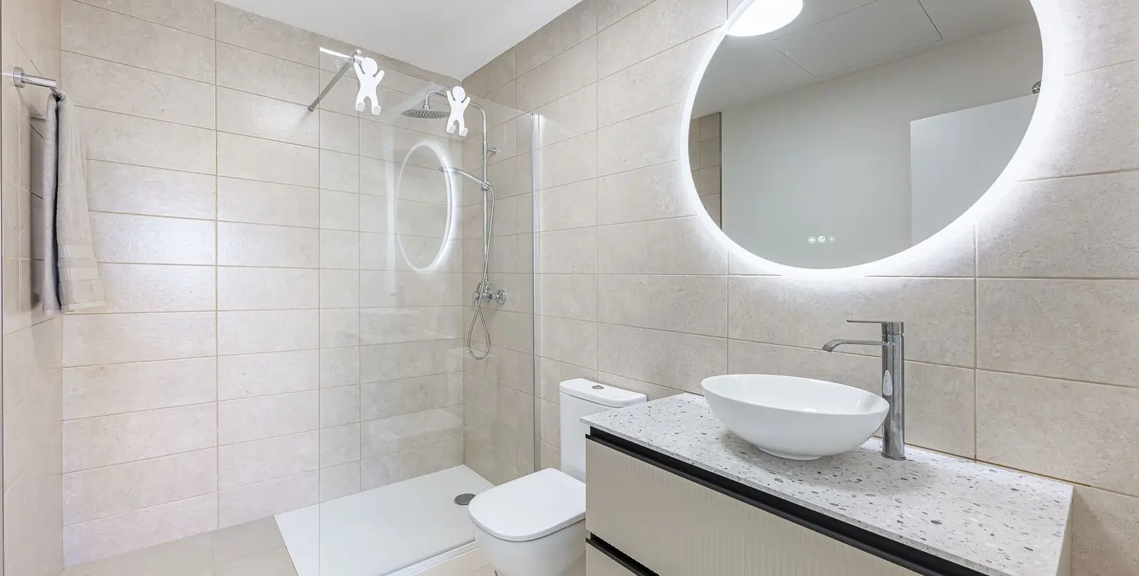 Sale of ground floor apartment in Estepona 11