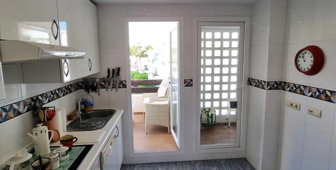 Sale of penthouse in Selwo 4