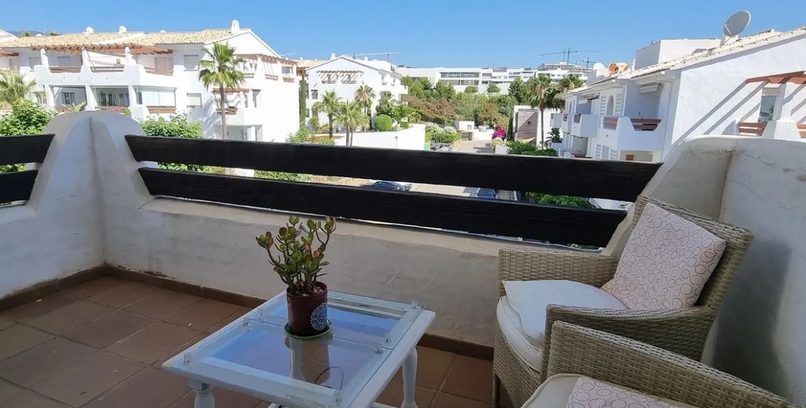 Sale of penthouse in Selwo 14