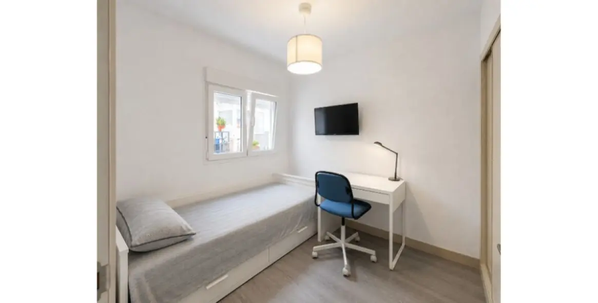 Sale of middle floor apartment in Marbella 4