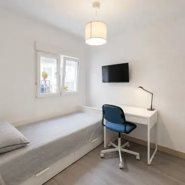 Sale of middle floor apartment in Marbella