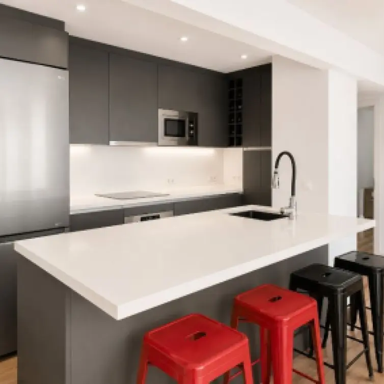 Sale of middle floor apartment in Marbella