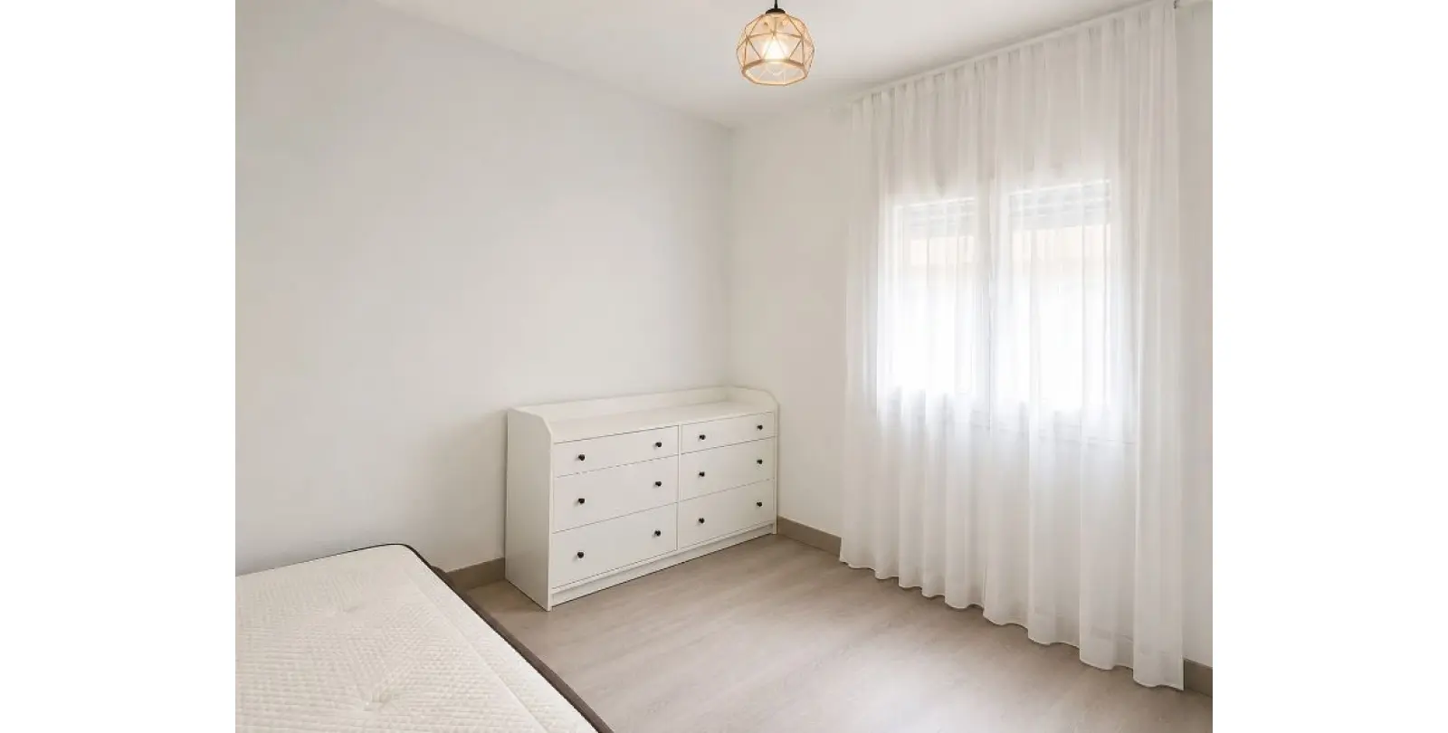 Продажа апартаментов на среднем этаже в Marbella 5