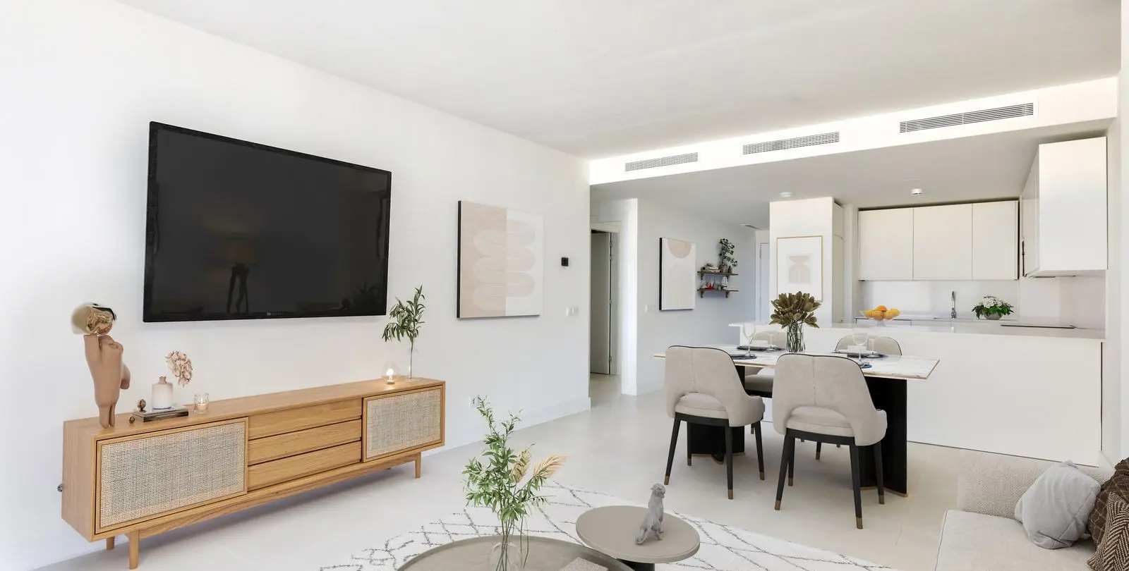Sale of middle floor apartment in Fuengirola 7