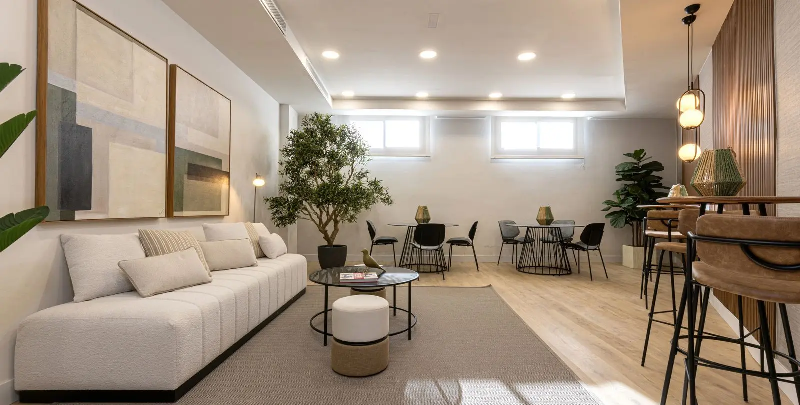 Sale of middle floor apartment in Fuengirola 26
