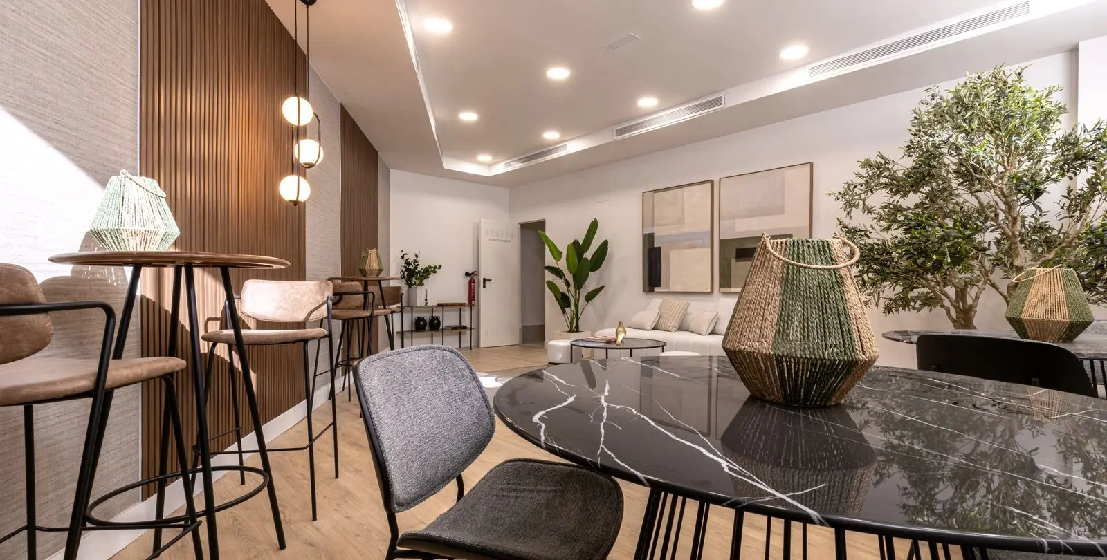 Sale of middle floor apartment in Fuengirola 27
