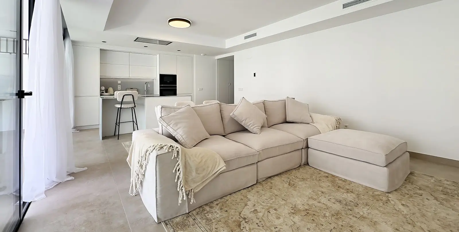 Venta de apartamento en planta baja en Cancelada 4