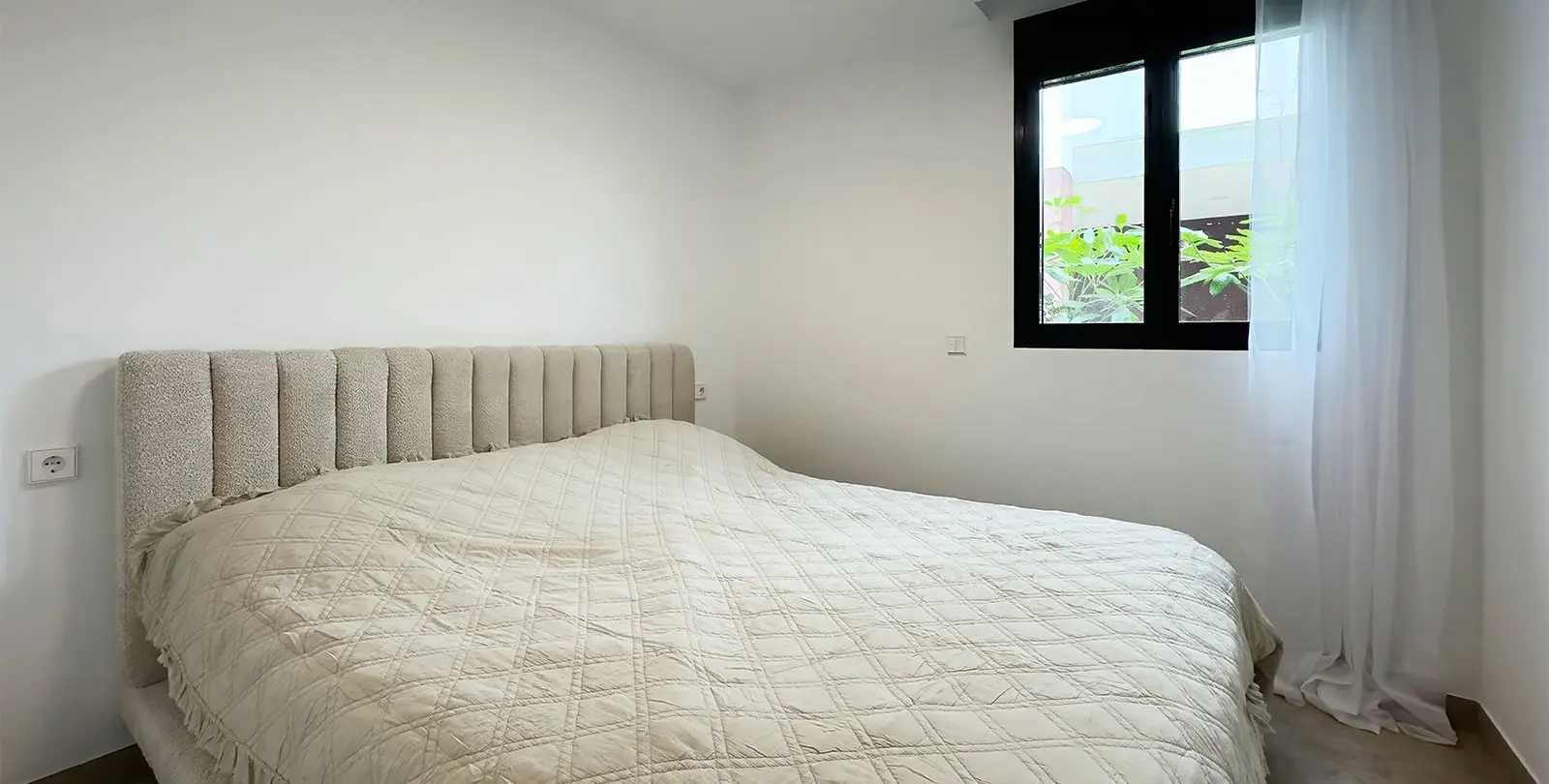 Venta de apartamento en planta baja en Cancelada 18