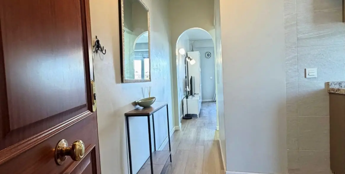 Sale of middle floor apartment in Marbella 12