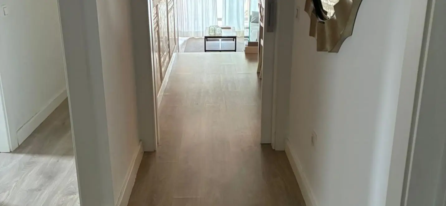Venta de apartamento en planta baja en San Pedro de Alcántara 2