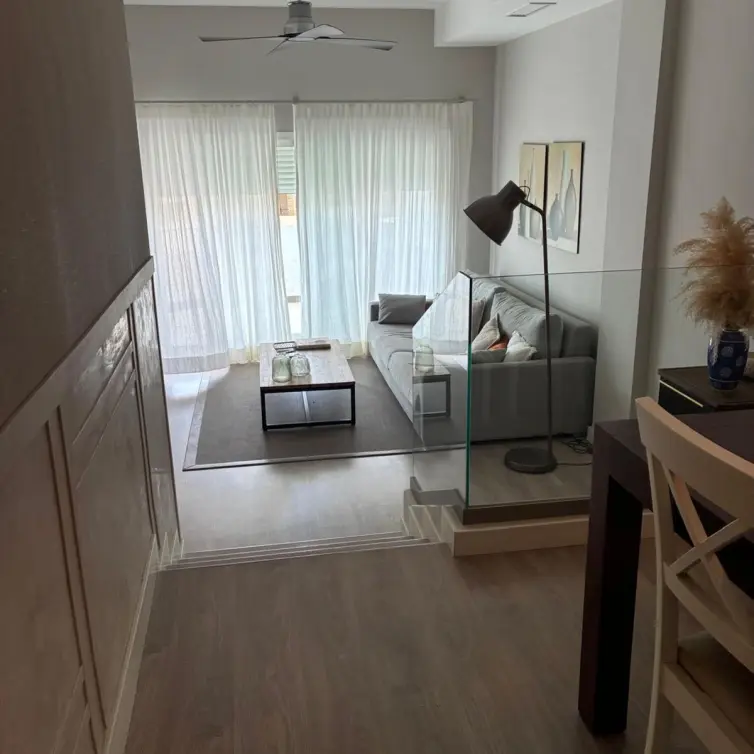 Venta de apartamento en planta baja en San Pedro de Alcántara