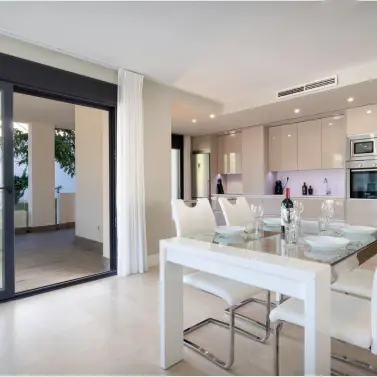 Sale of ground floor apartment in Selwo