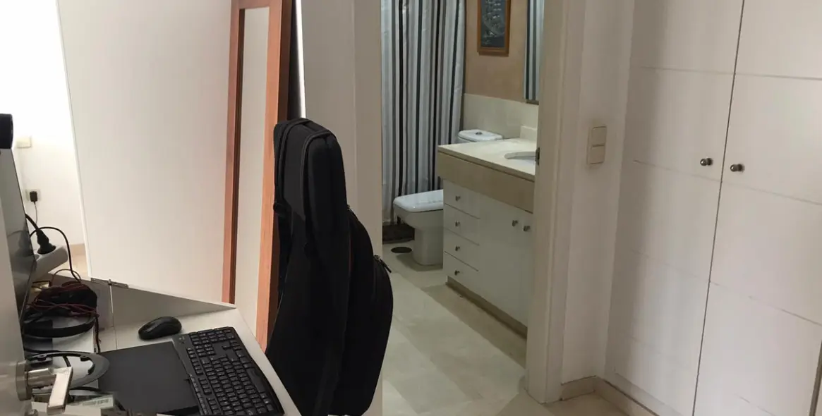 Продажа апартаментов на среднем этаже в Estepona 13