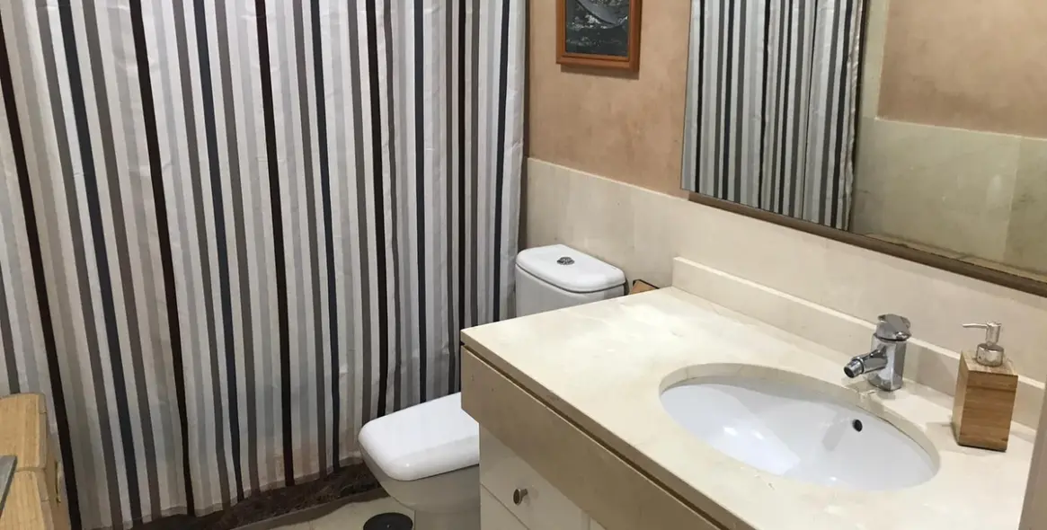 Продажа апартаментов на среднем этаже в Estepona 16